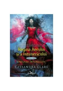 Regina Aerului si a Intunericului, Corint, Fictiune